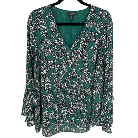 A Pea in the Pod Green Floral Maternity Top Long Bell Sleeve Comfort Floral S - Picture 2 of 8